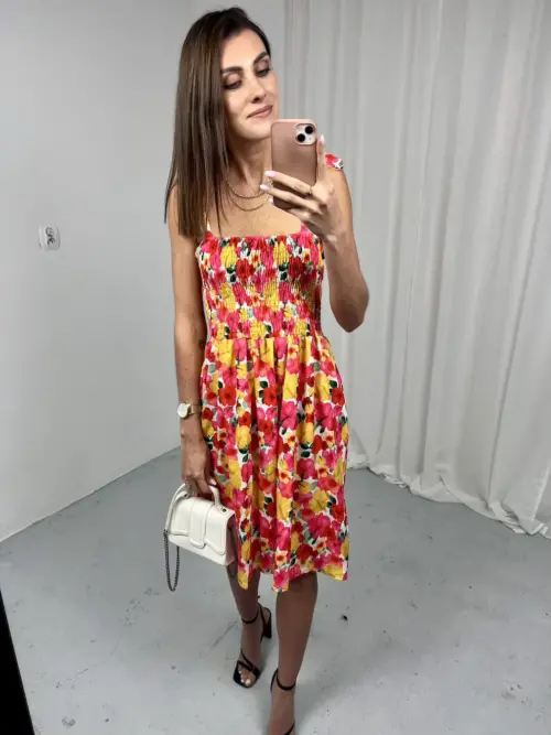 Kolorowa sukienka mini w kwiaty