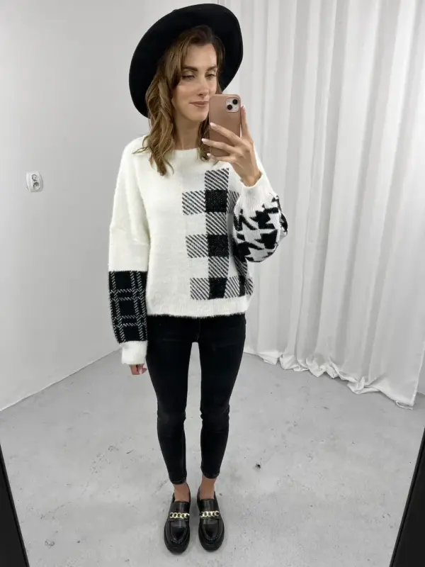 Biało-czarny sweter damski5