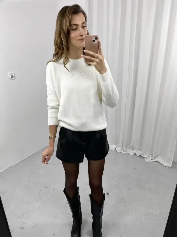Biały krótki sweter alpaka4