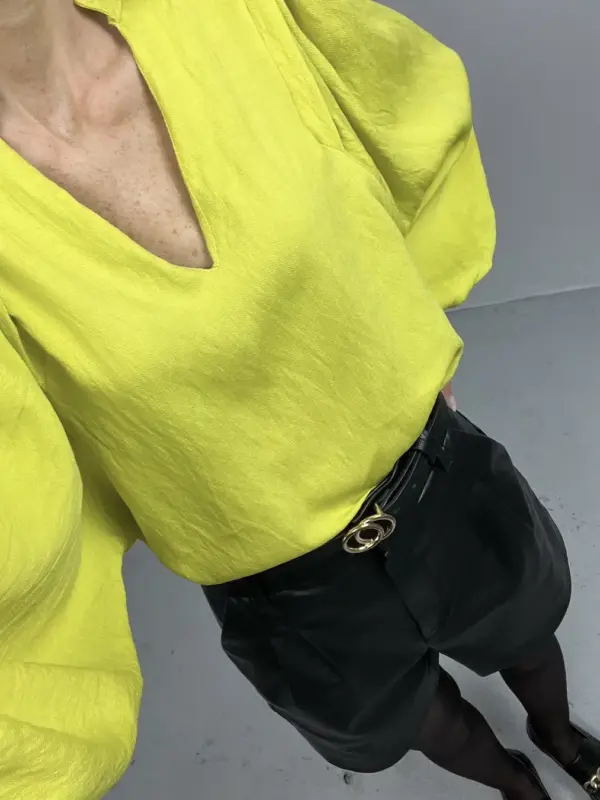 Żółta bluzka z szerokimi rękawami5