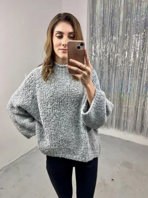 Szary pluszowy sweter z dodatkiem wełny i alpaki